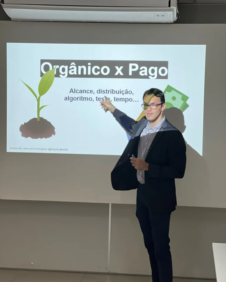 Instagram post from agenciapontedigital. This post is in position 1.